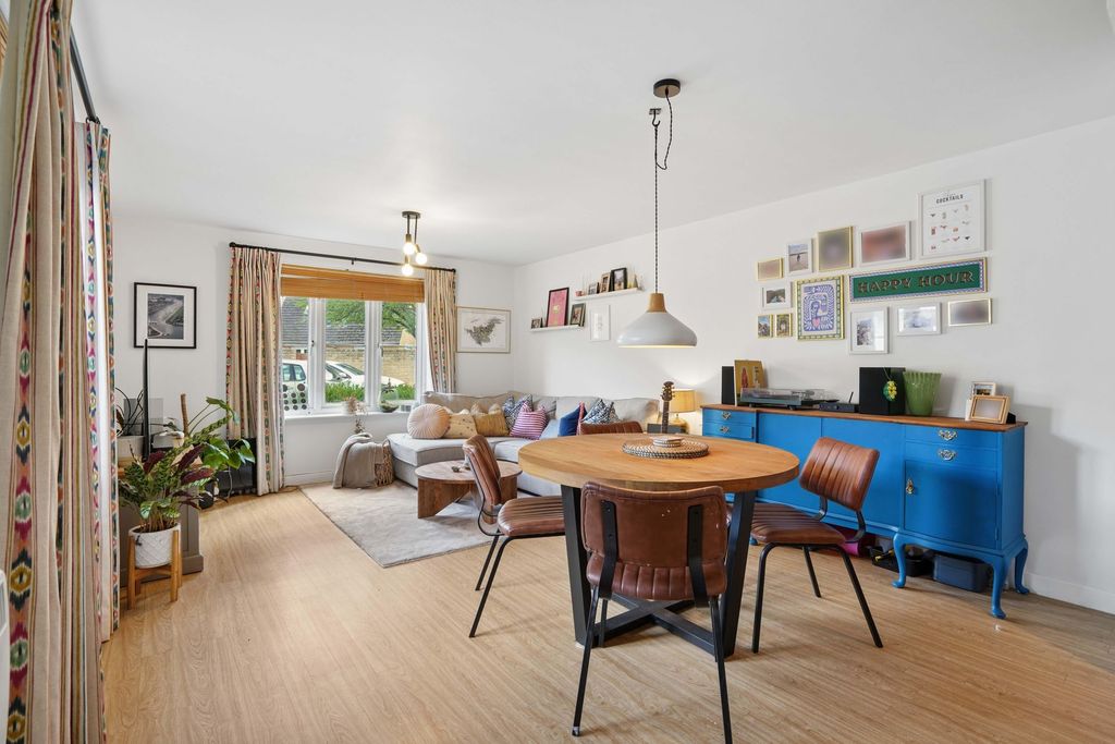 Property photo 2 of 9 Reception Room