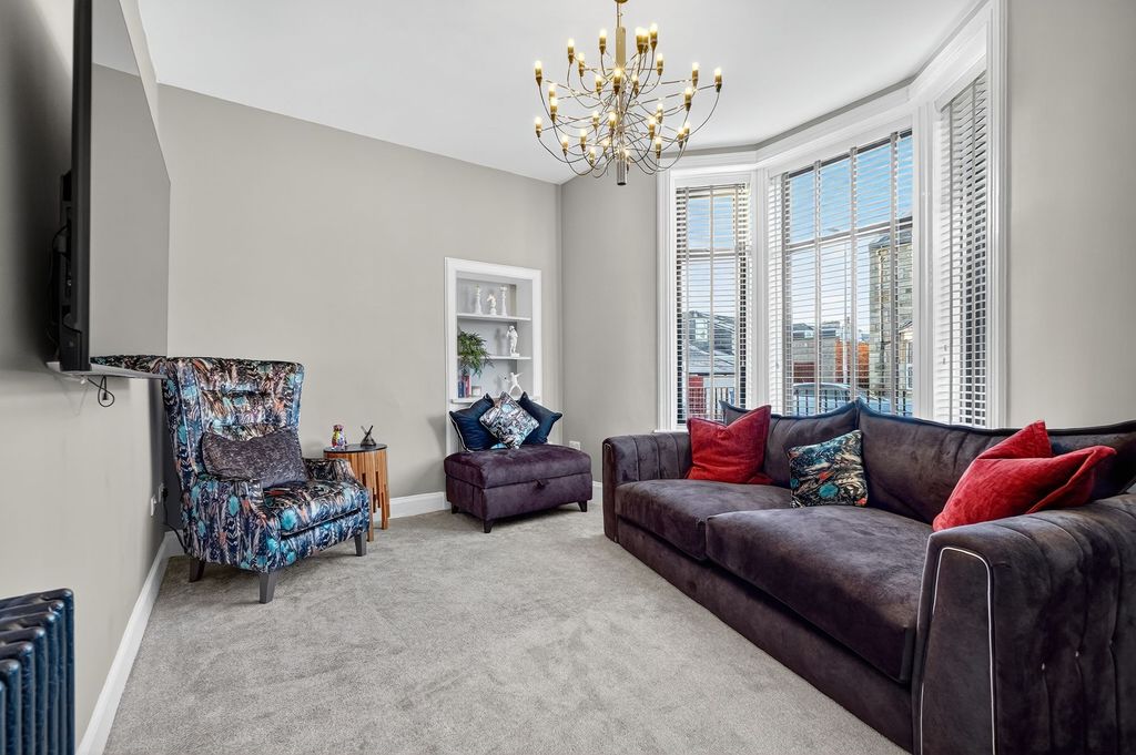 Property photo 3 of 29