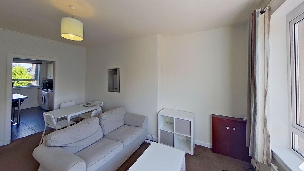 Property photo 3 of 9 Photo 3