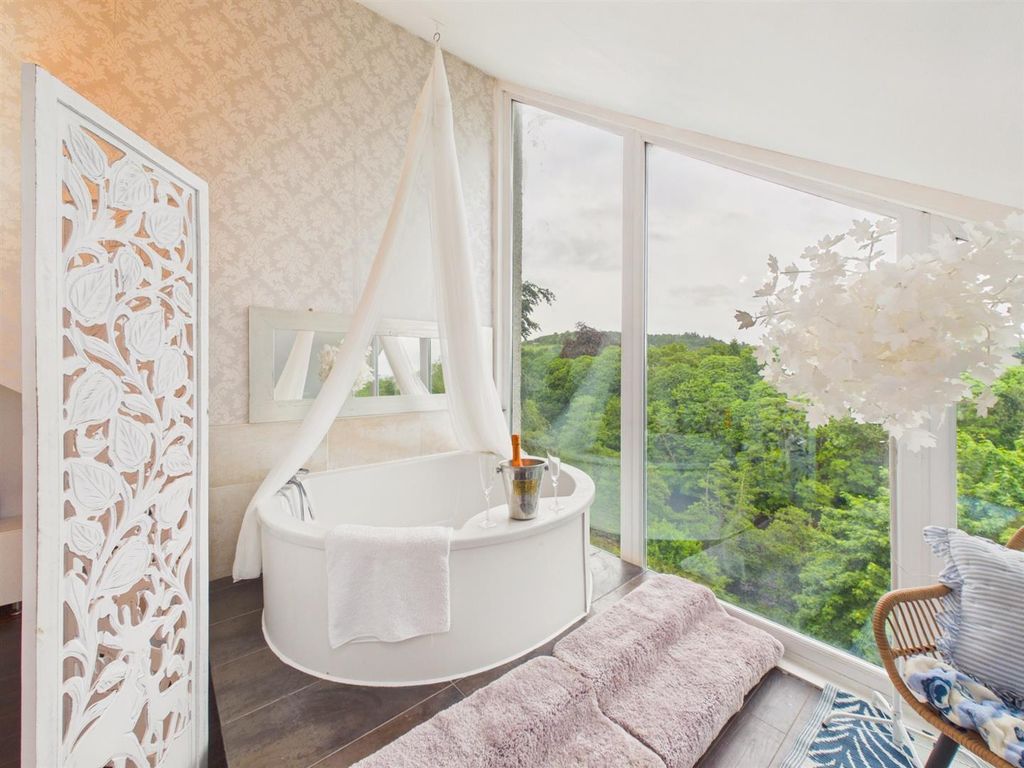 Additional image 14 of 3 bed flat for sale22 Riverside Park, Blairgowrie PH10