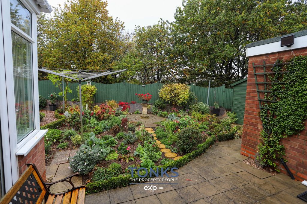 Property photo 2 of 15