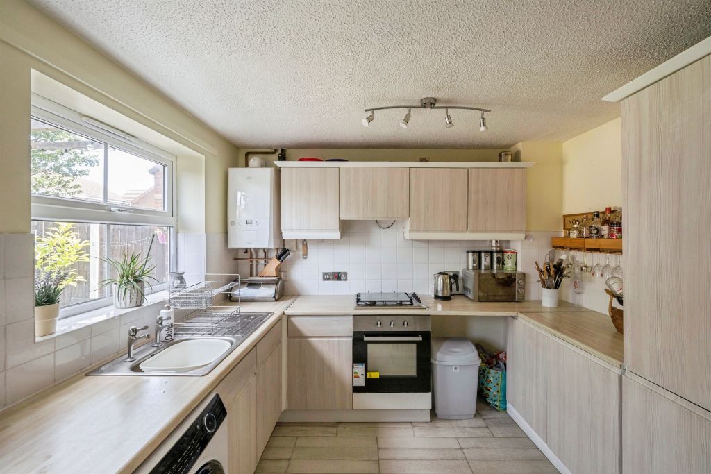 Property photo 3 of 16