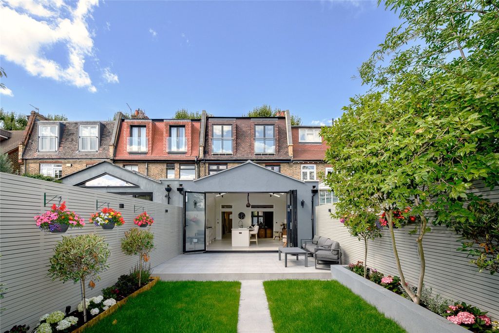 Property photo 3 of 19 Picture No. 59