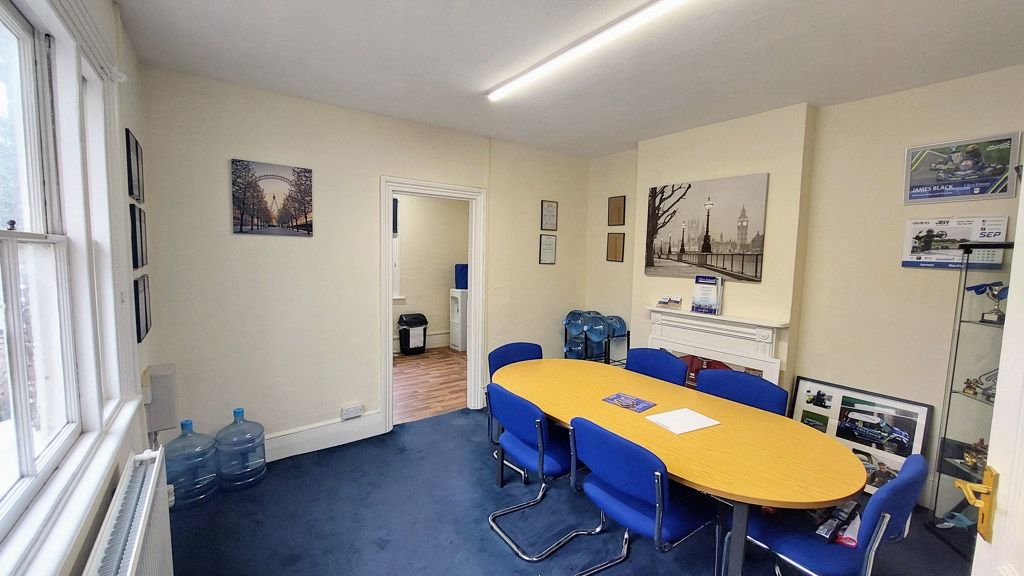 Property photo 2 of 3 Photo 6