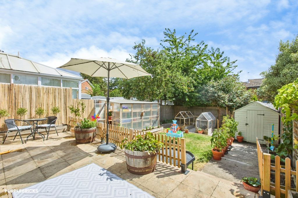 Property photo 3 of 11