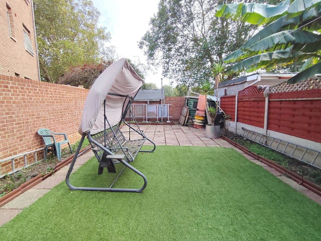 Property photo 2 of 14