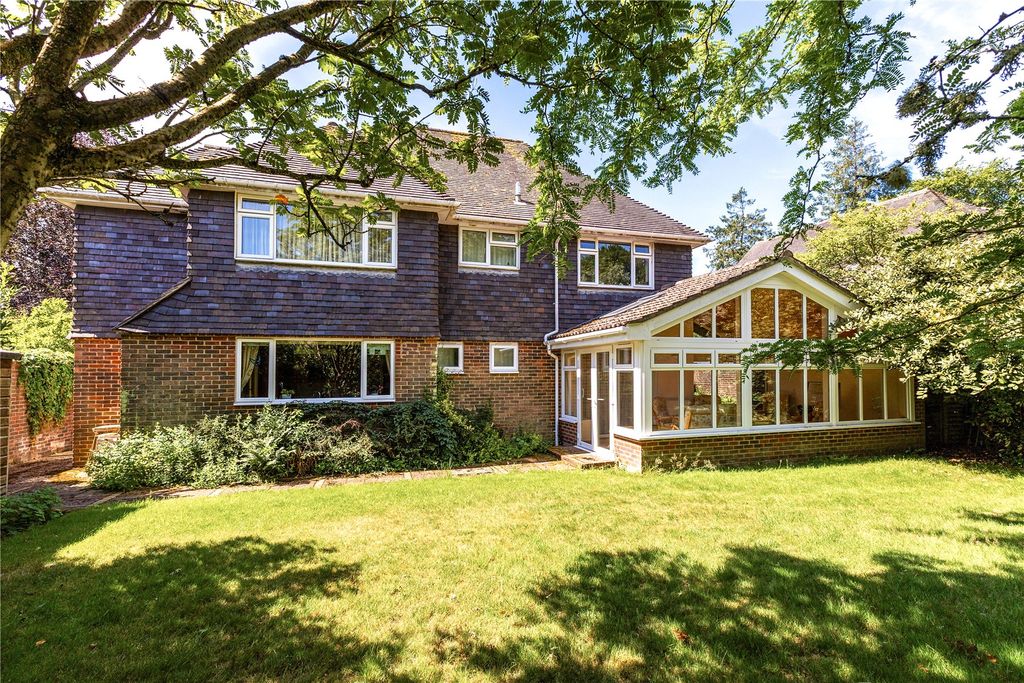 Property photo 2 of 30 Picture No. 37