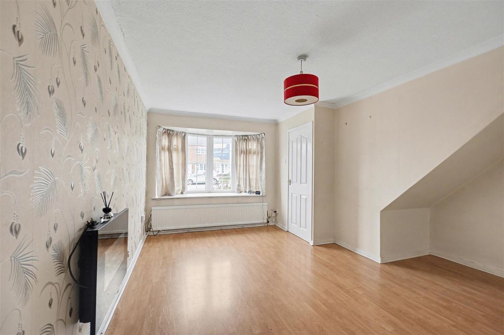 Property photo 2 of 14 Lounge_3.Jpeg