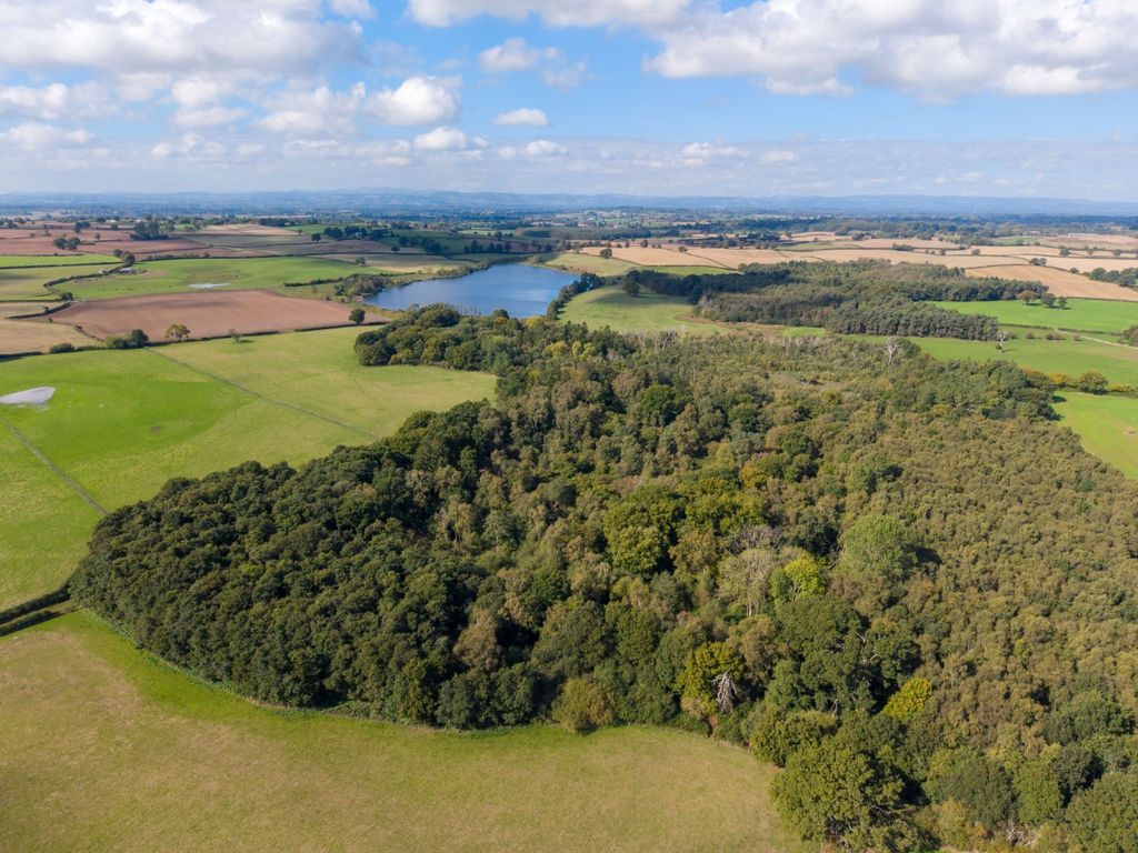 Property photo 2 of 8 Picture 2