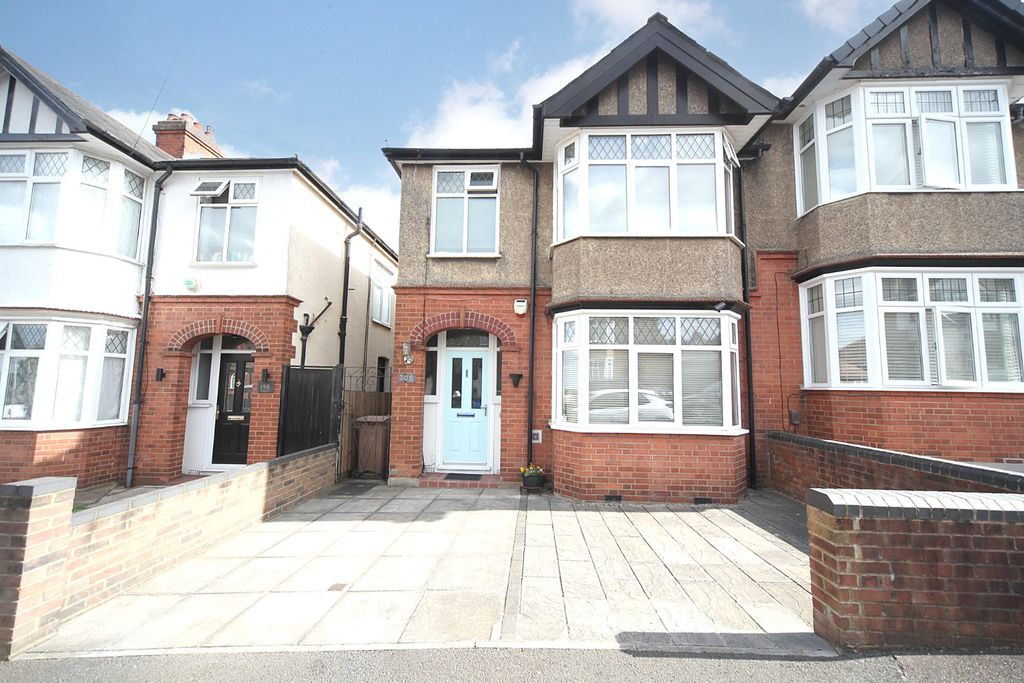 Property photo 1 of 27 4136900