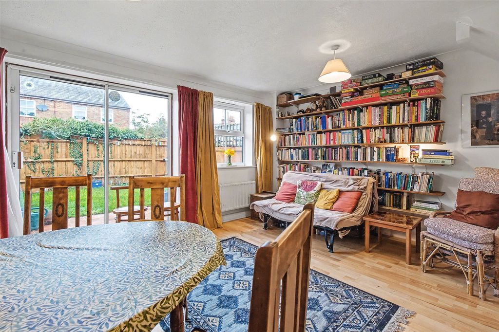 Property photo 3 of 14 Picture No. 07