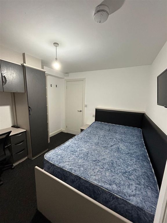 Property photo 1 of 8 Whatsapp Image 2026-02-06 At 14.03.20 2.Jpeg