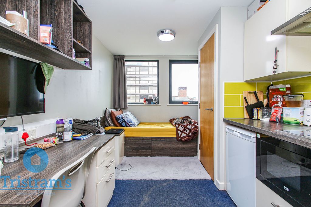 Property photo 3 of 11 Img_1988