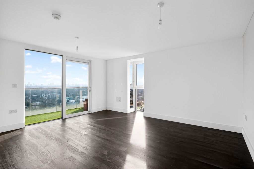 Property photo 1 of 24 Reception Room