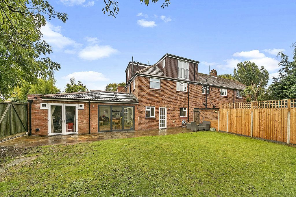 Property photo 1 of 29
