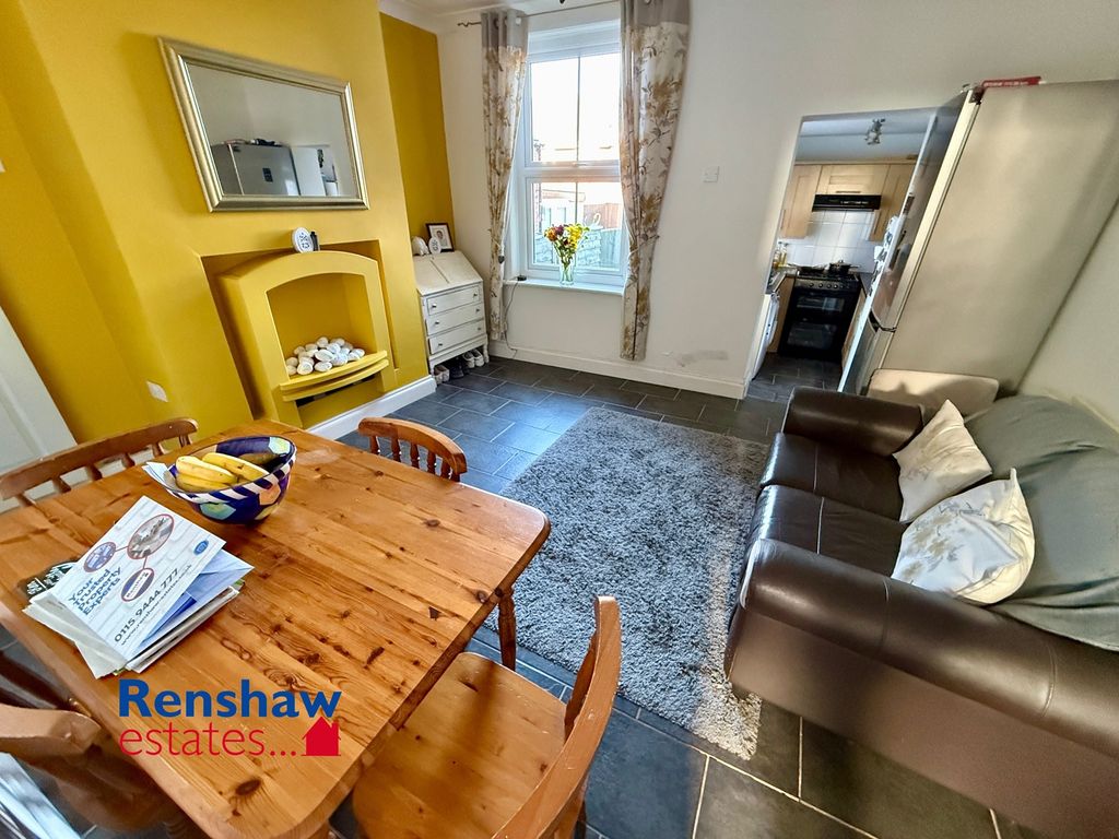 Property photo 2 of 10 Dr