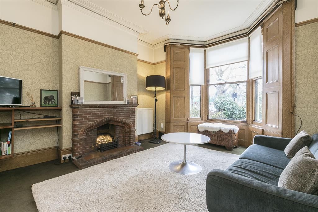 Property photo 2 of 17 Reception