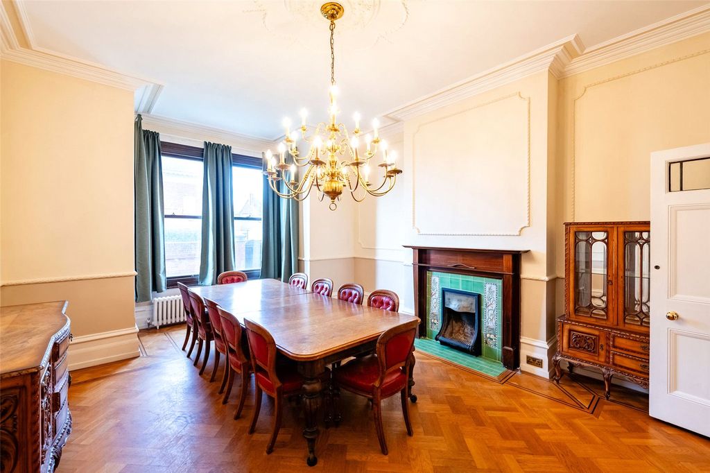 Property photo 3 of 22 Dining Room