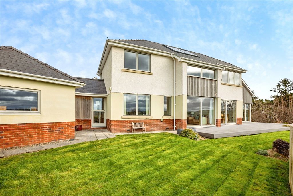 Property photo 1 of 28 Picture No. 06