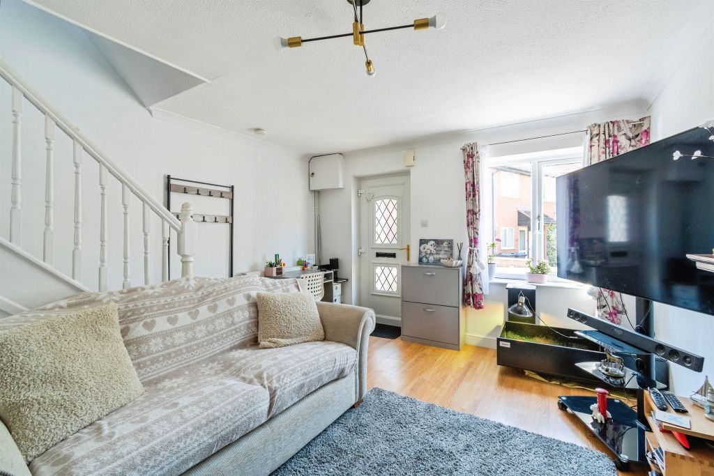 Property photo 2 of 17