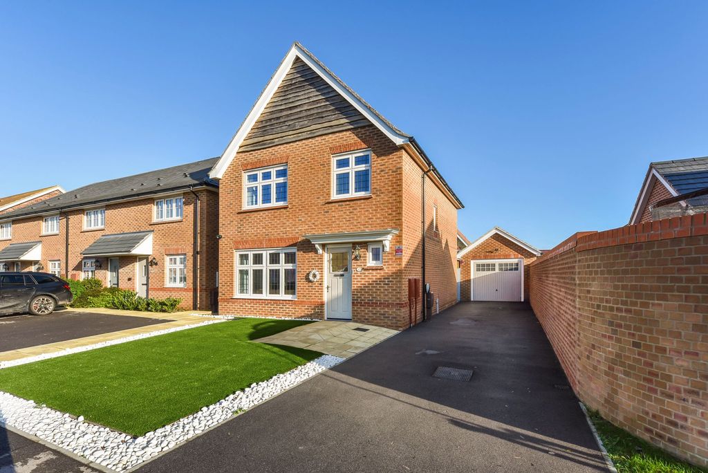 Property photo 1 of 20