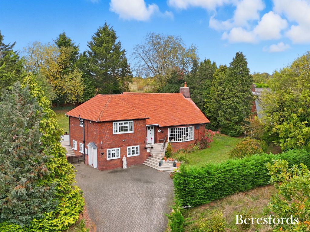 Property photo 1 of 24 Front