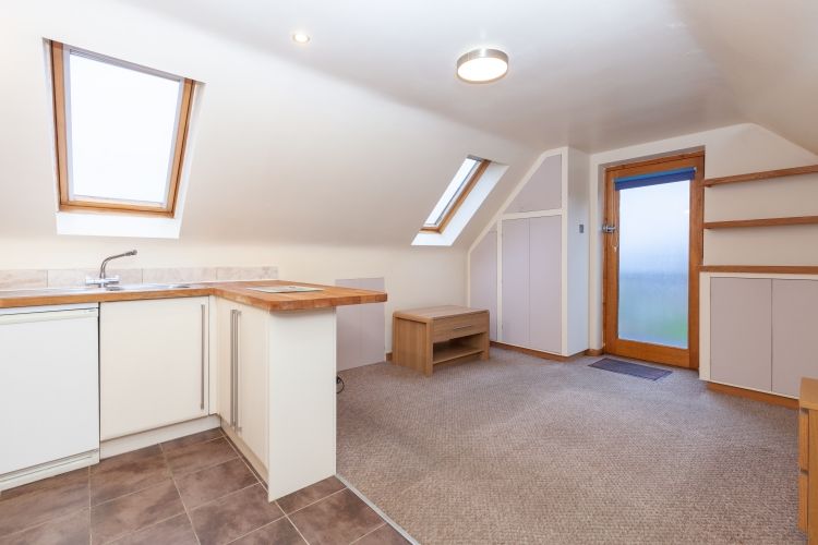 Property photo 2 of 8 271666