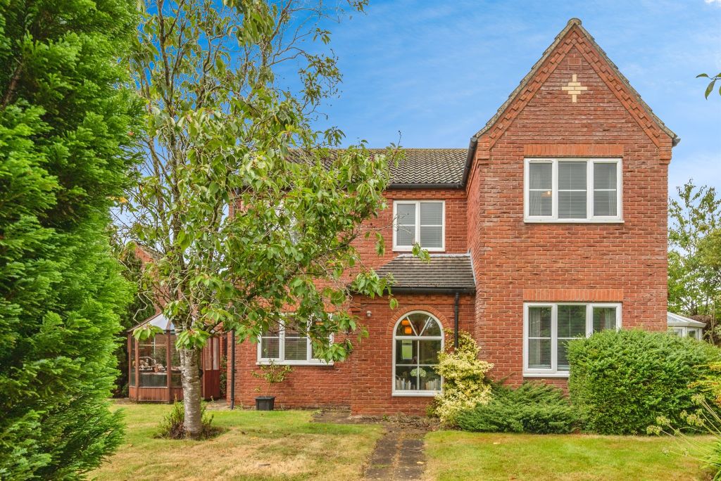 Property photo 1 of 18
