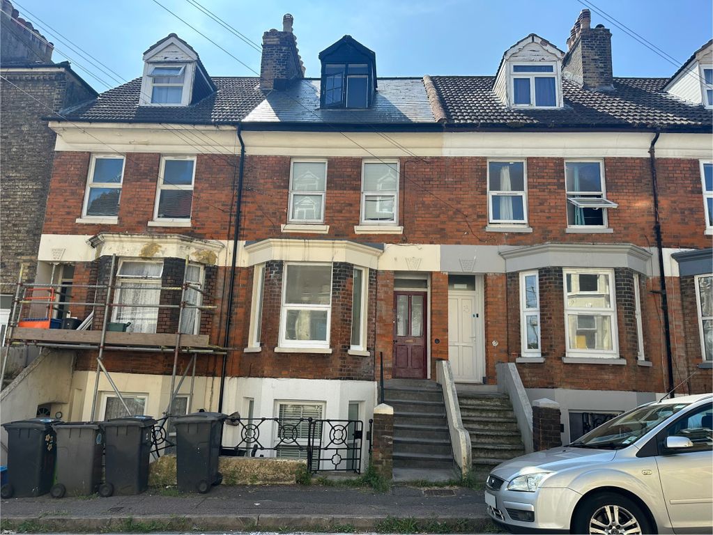 Property photo 1 of 6