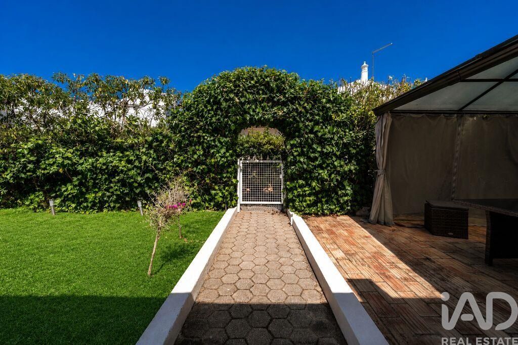 Property photo 3 of 39