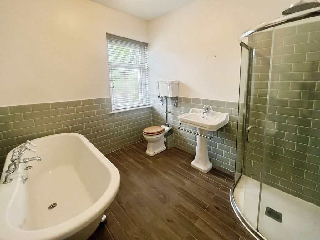Property photo 3 of 10 Pbox-Img.Png