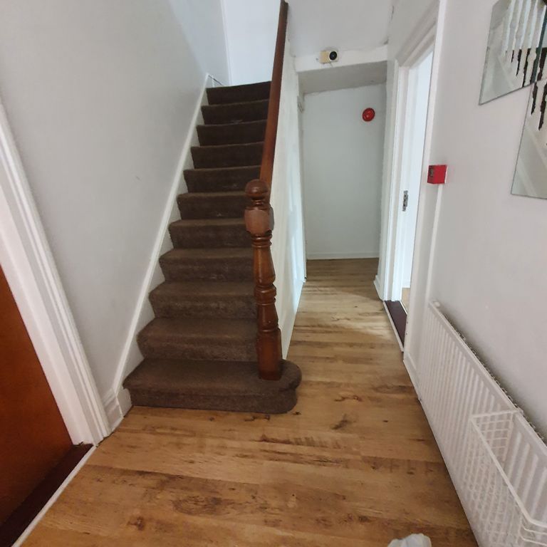 Property photo 3 of 11 Images