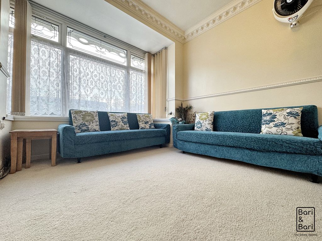 Property photo 3 of 23