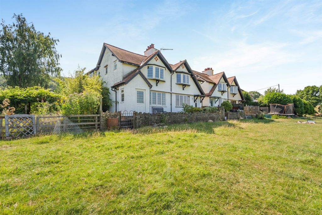 Property photo 1 of 31