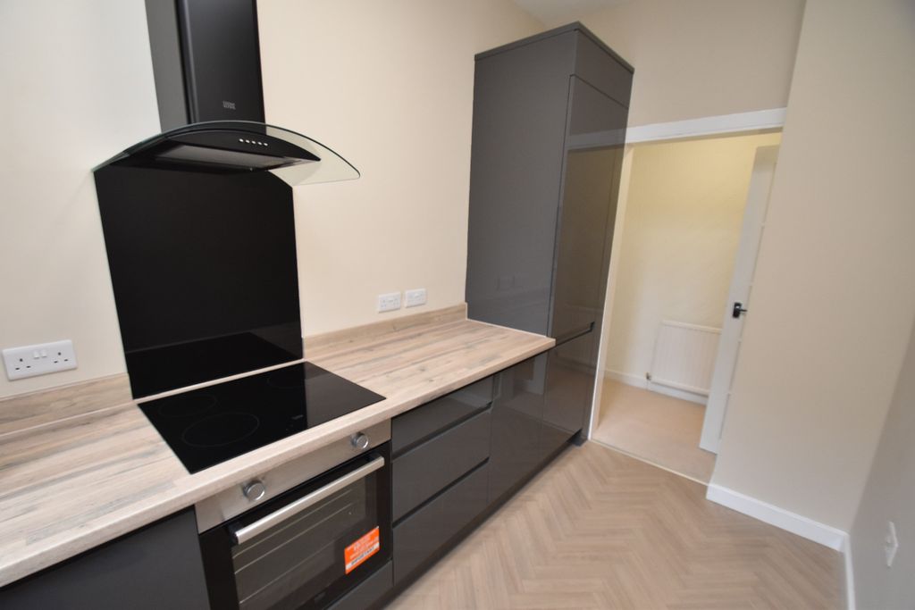 Property photo 3 of 16 4442084