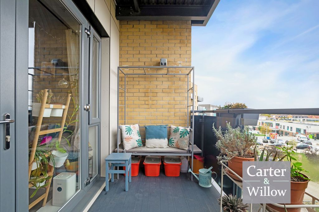 Property photo 3 of 13