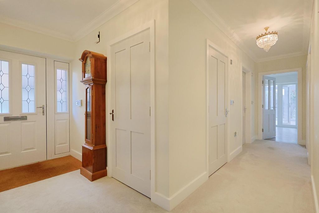 Property photo 3 of 22 Hallway