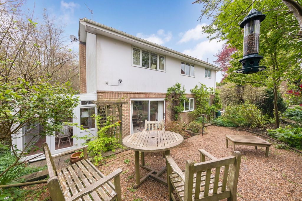 Property photo 2 of 19