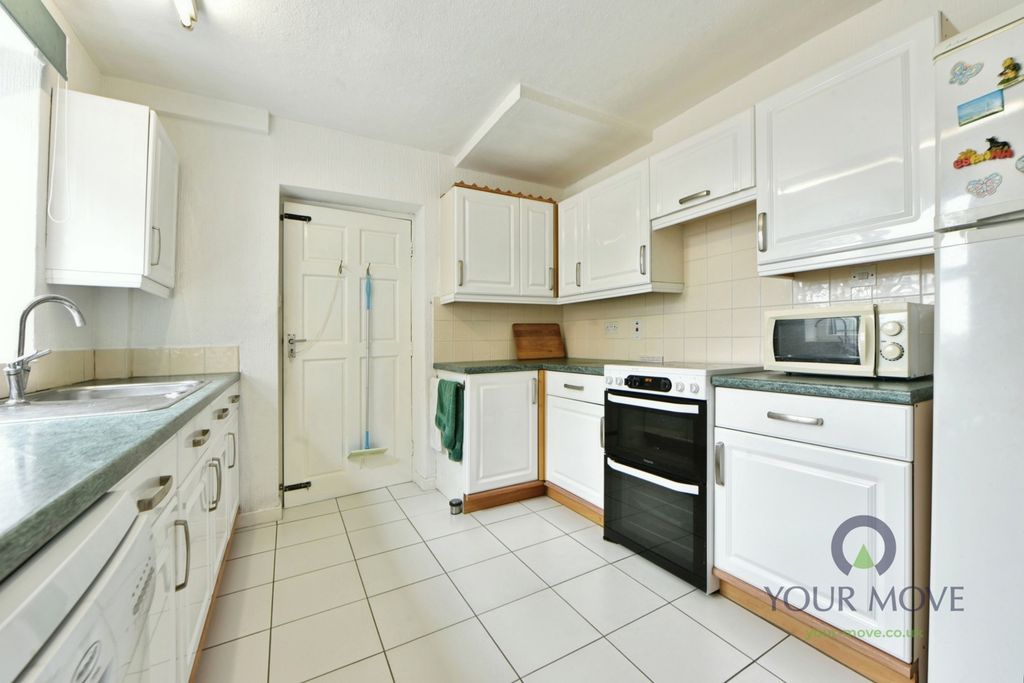 Property photo 2 of 16 Pbox-Img.Jpg