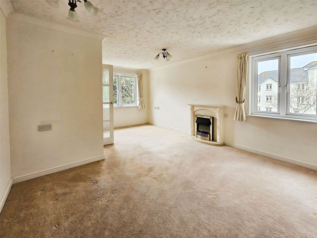 Property photo 2 of 7 Picture No. 04