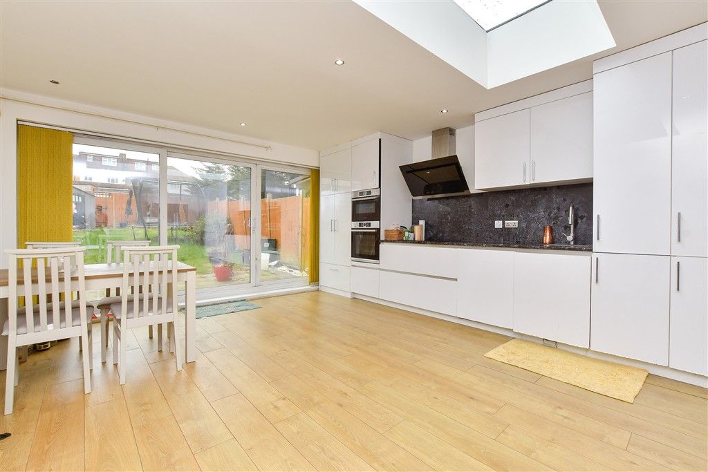 Property photo 3 of 14 Kitchen/Diner