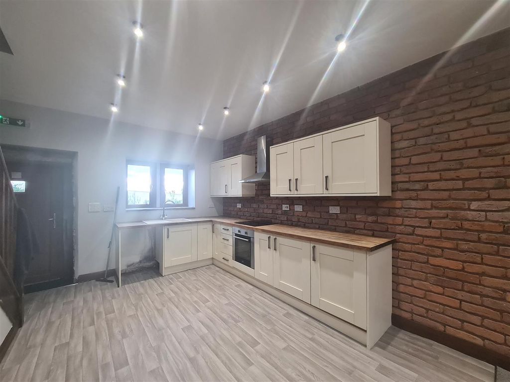 Property photo 3 of 14 20260209_091749.Jpg