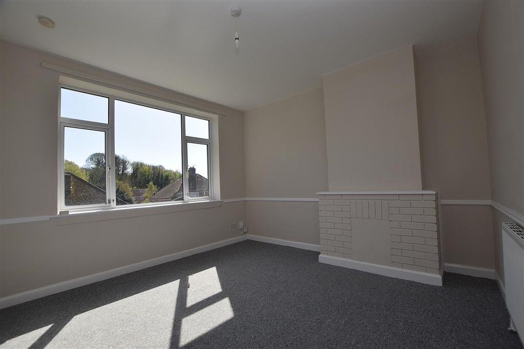 Property photo 2 of 7 Dsc_1003.Jpg