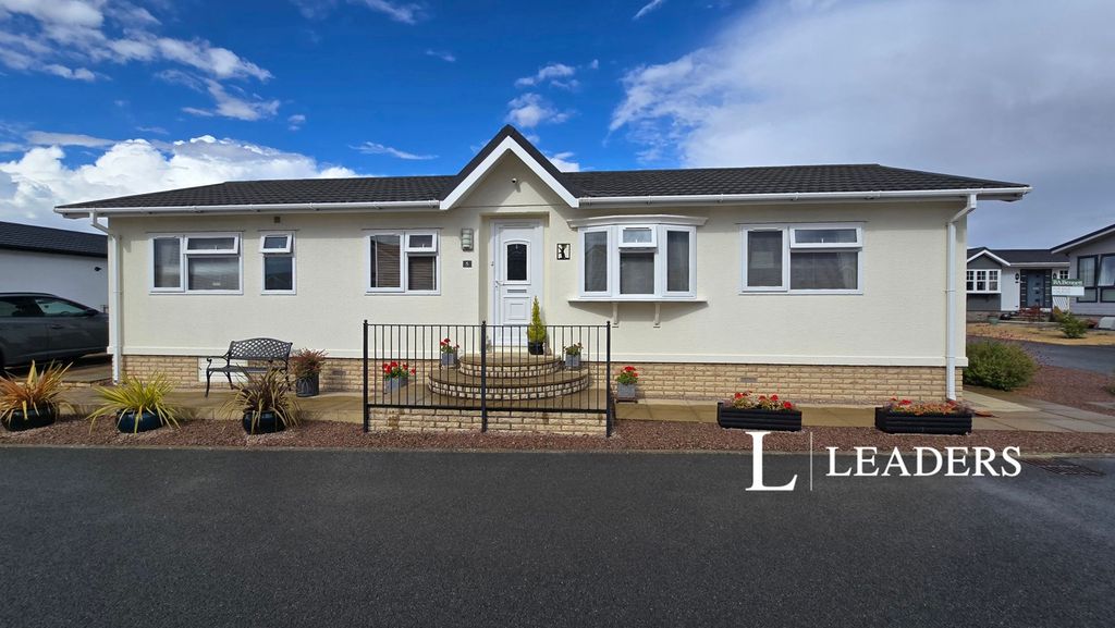 Property photo 1 of 24 Pbox-Img.Jpg