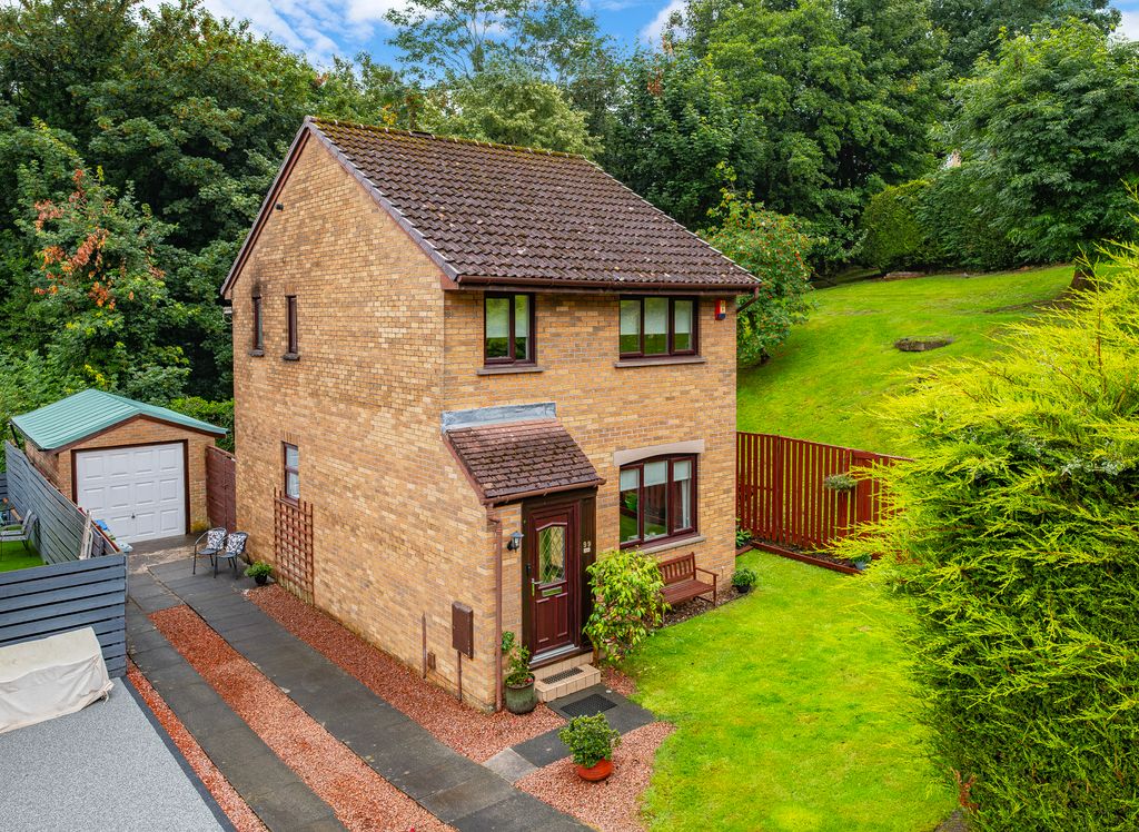 Property photo 1 of 47
