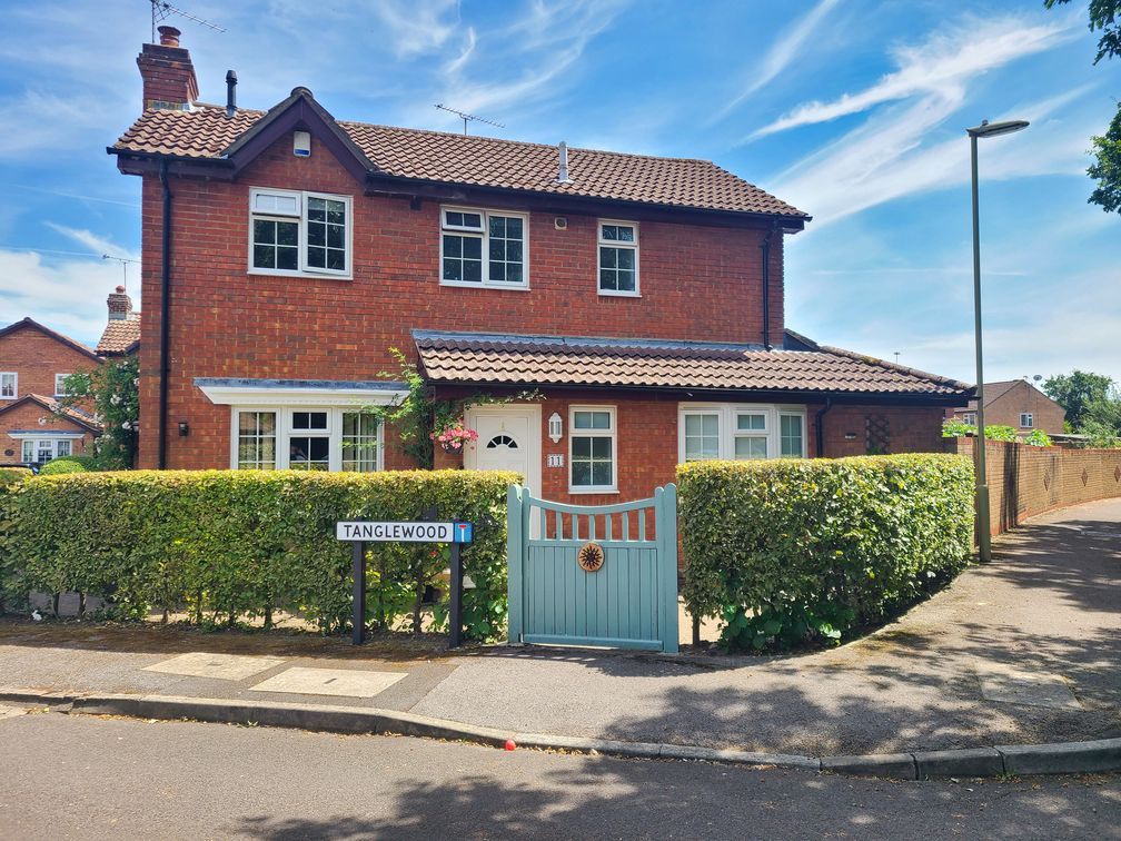 Property photo 1 of 35