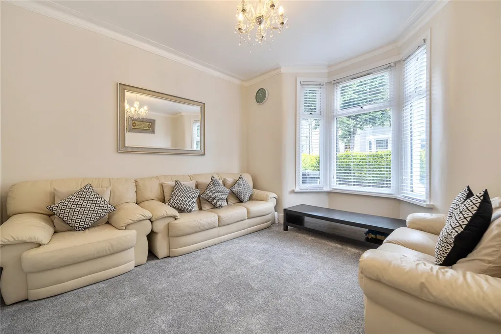 Huxley Road, London E10 – pohled 6
