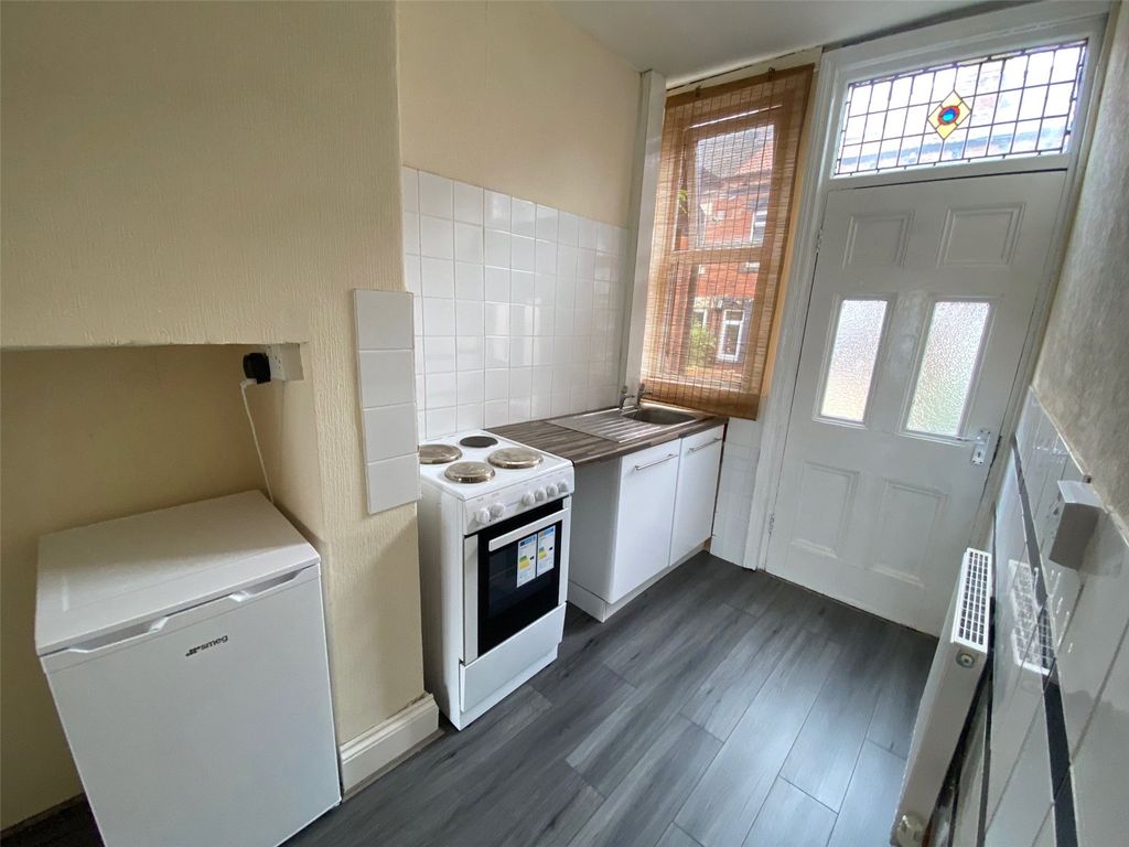 Property photo 3 of 12 Picture No. 14