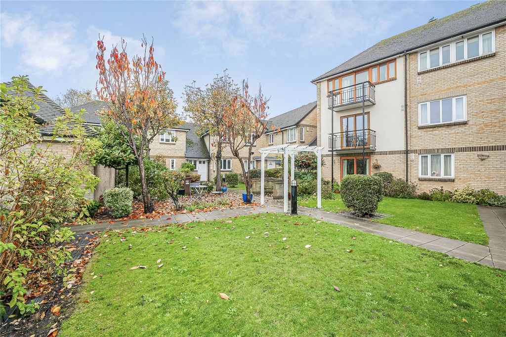 Property photo 1 of 16 Picture No. 09