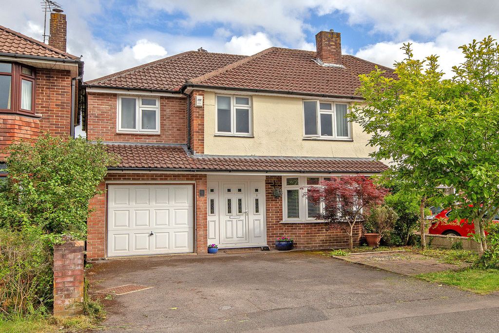 Property photo 1 of 17 External
